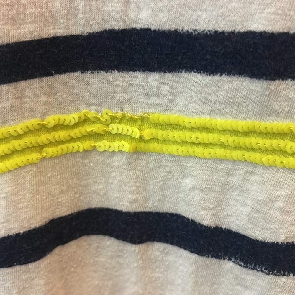 ❤️2/$15 or 3/$21❤️Talbots S/S Multi-colored  Striped Sequin Top, Size XS - Picture 10 of 10